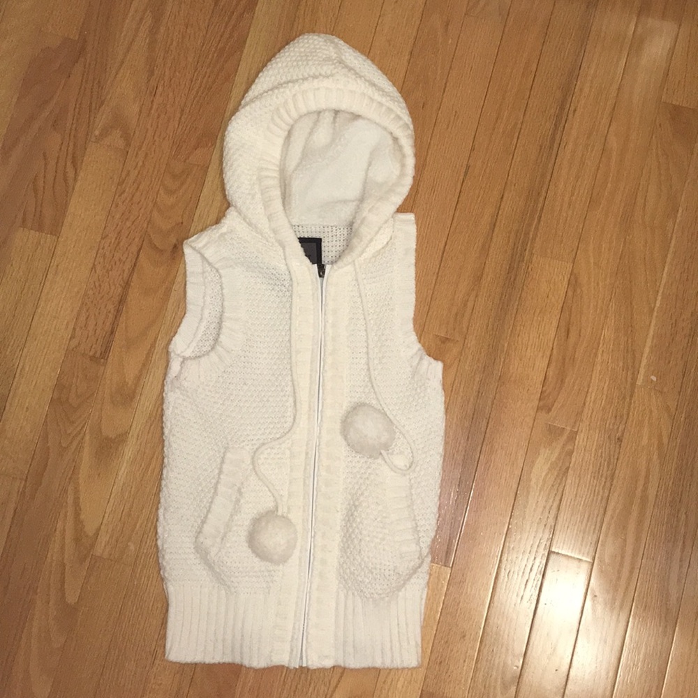 white knit vest